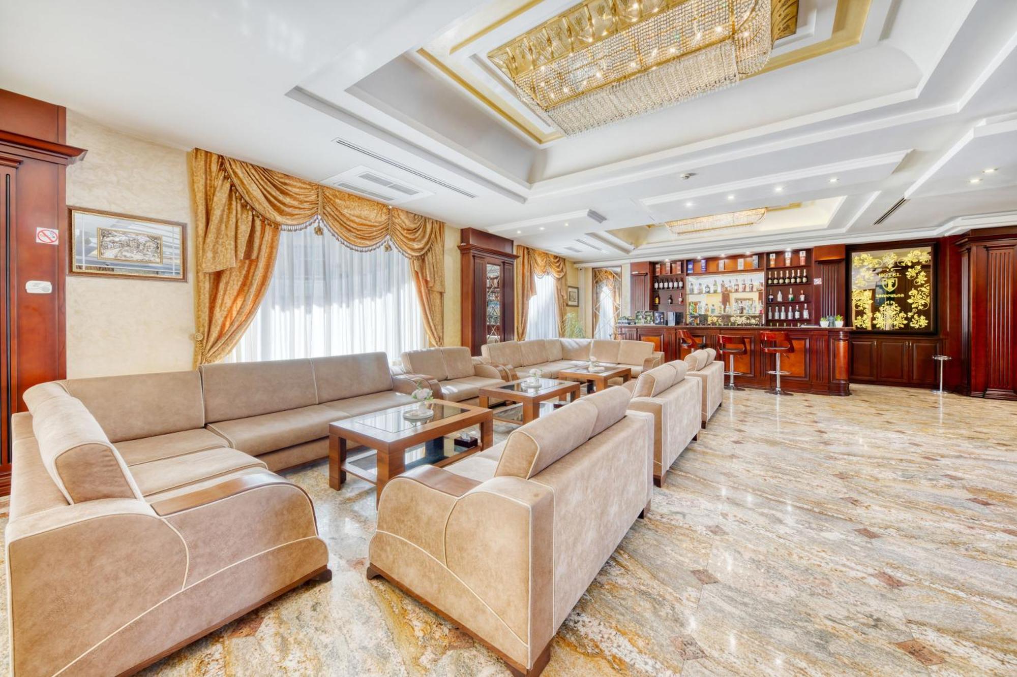Spa Hotel Grace Forum Jerevan Exteriér fotografie