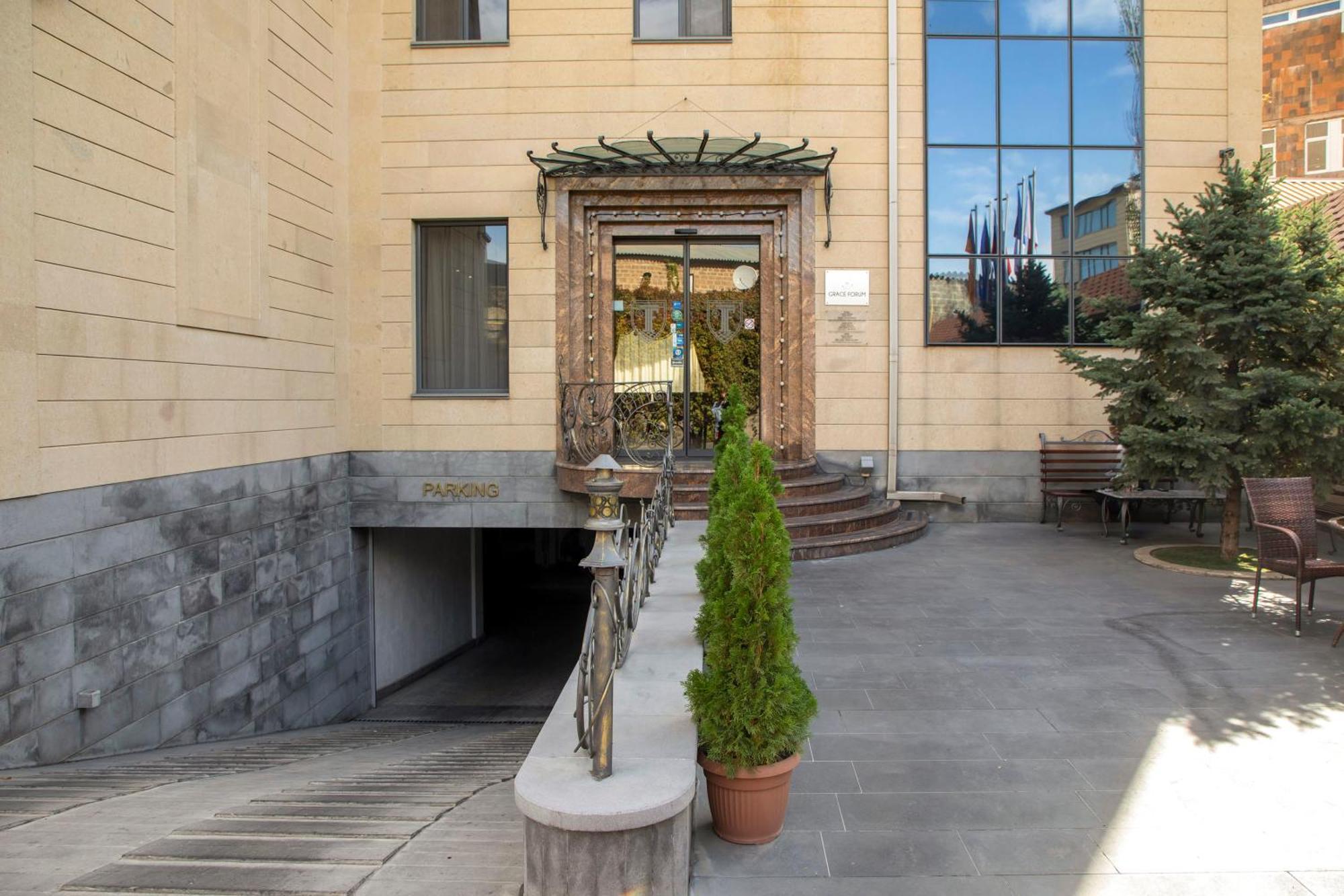 Spa Hotel Grace Forum Jerevan Exteriér fotografie